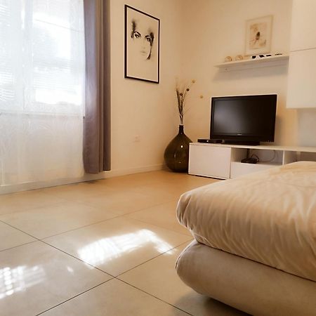 Apartments Merlin Novigrad Istria Exterior foto